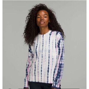 Lululemon Women's Tie Dye Crewneck Sweater Mineral Blue Multi Size 20